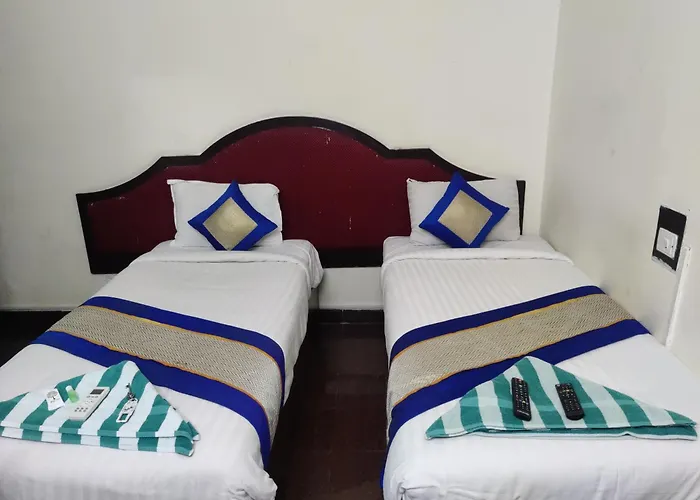 The Dolphin Park Hotel, Virugambakkam